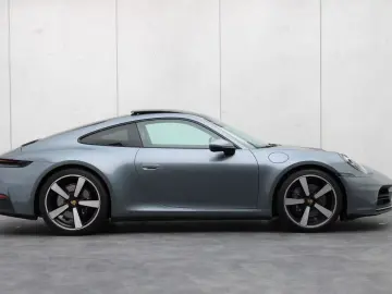 Porsche 992 911 992.2 Carrera Coupé