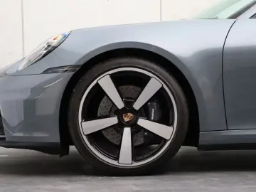 Porsche 992 911 992.2 Carrera Coupé