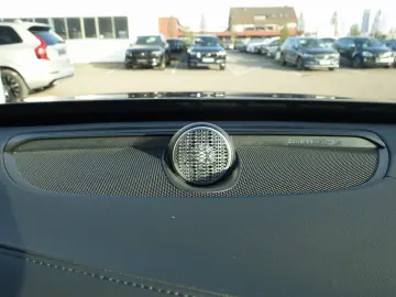 VOLVO XC90 Plus Dark T8 AWD Plug-in hybrid B&W HUD AHK