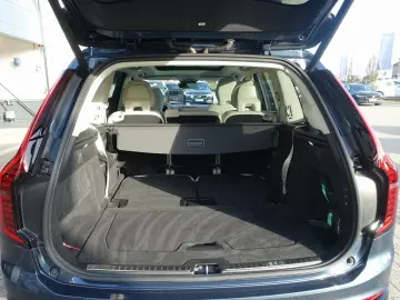 VOLVO XC90 Plus Dark T8 AWD Plug-in hybrid B&W HUD AHK