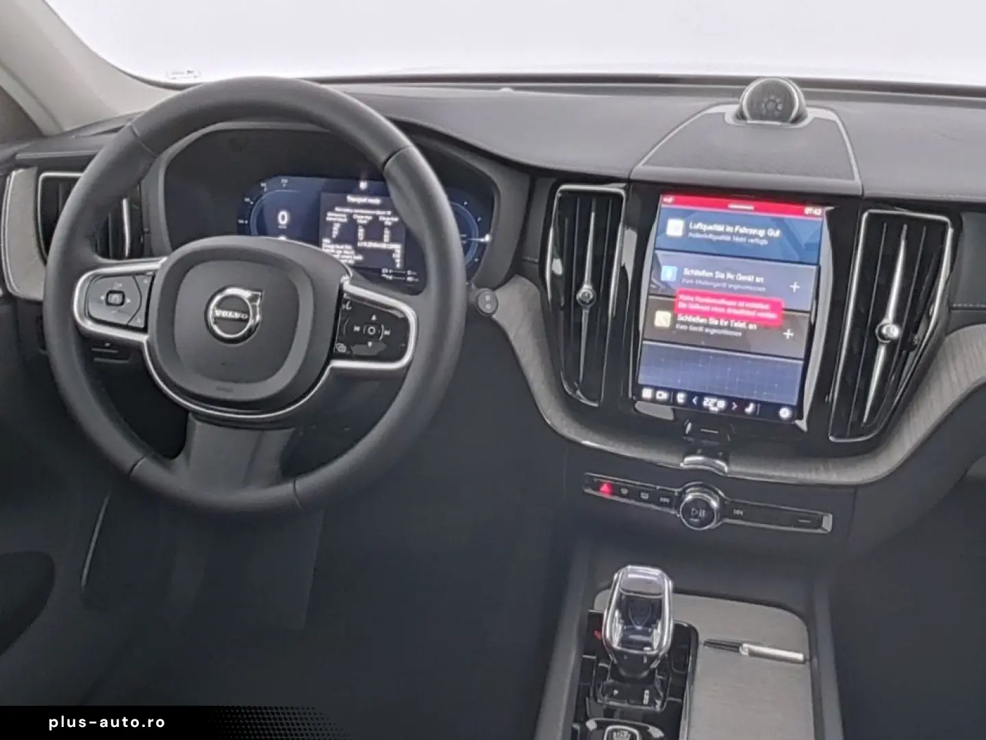 VOLVO XC60 T8 AWD Ultra Dark AHK B&W HUD PGS 360  Luft