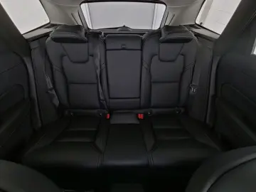 VOLVO XC60 T8 AWD Ultra Dark AHK B&W HUD PGS 360  Luft