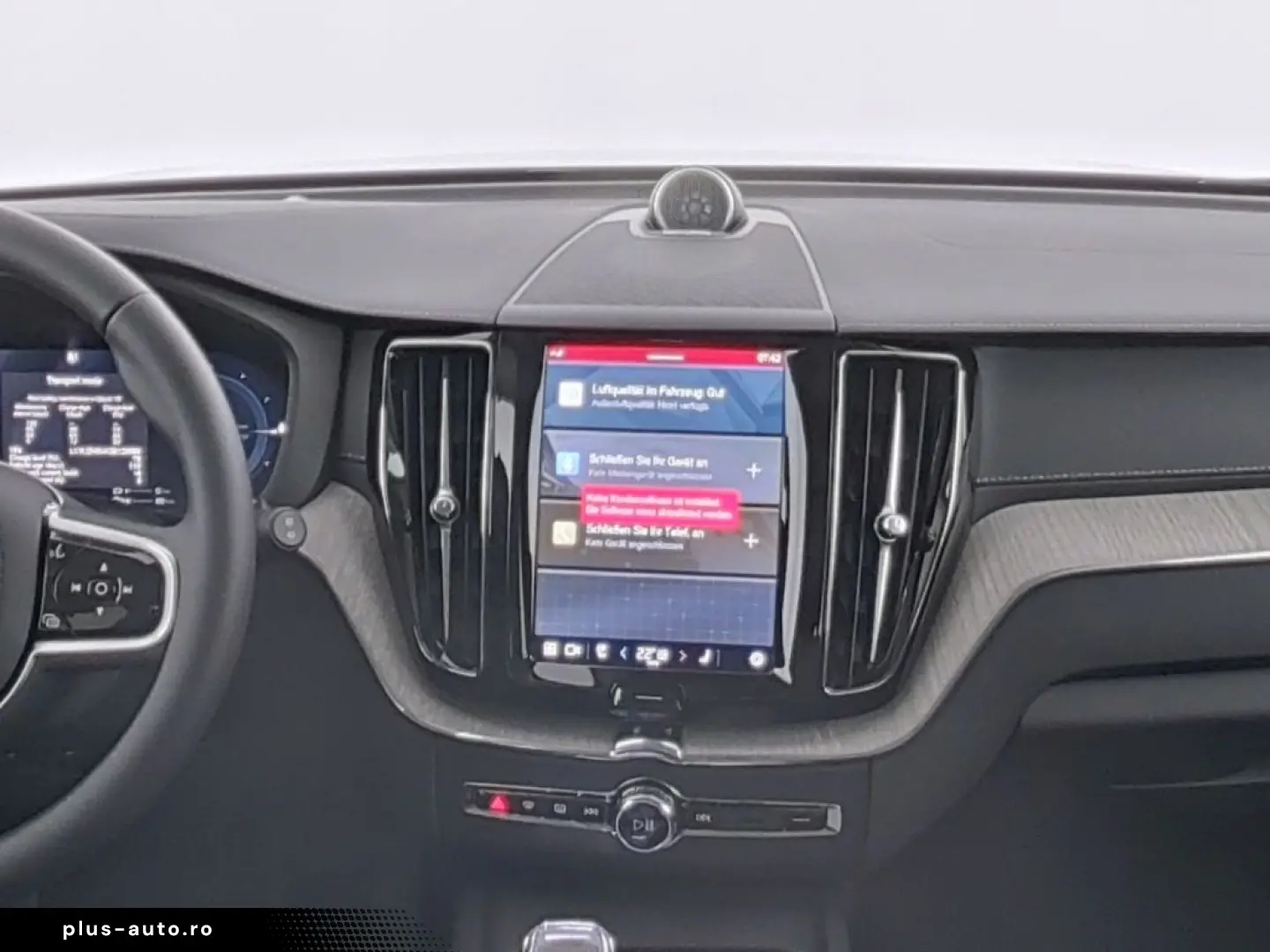 VOLVO XC60 T8 AWD Ultra Dark AHK B&W HUD PGS 360  Luft