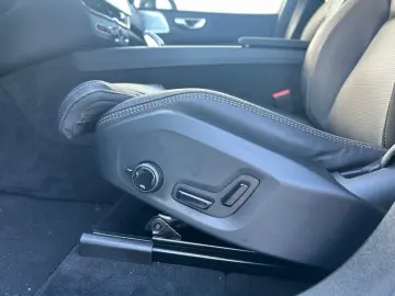 VOLVO XC60 T8 Ultra Dark Vollausstattung XC60 T8 Ultra