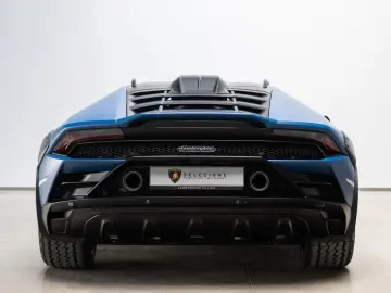 LAMBORGHINI Huracán Sterrato