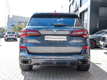 BMW X5 xDrive45e M Sport PANO AHK RFK NAVI Standh.