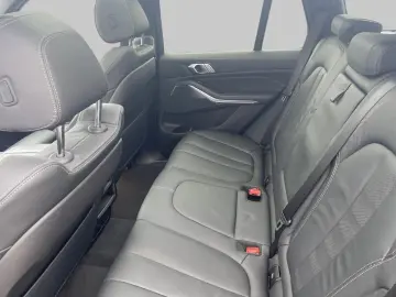 BMW X5 xDrive30d M Sport HUD AHK Pano Navi Laser