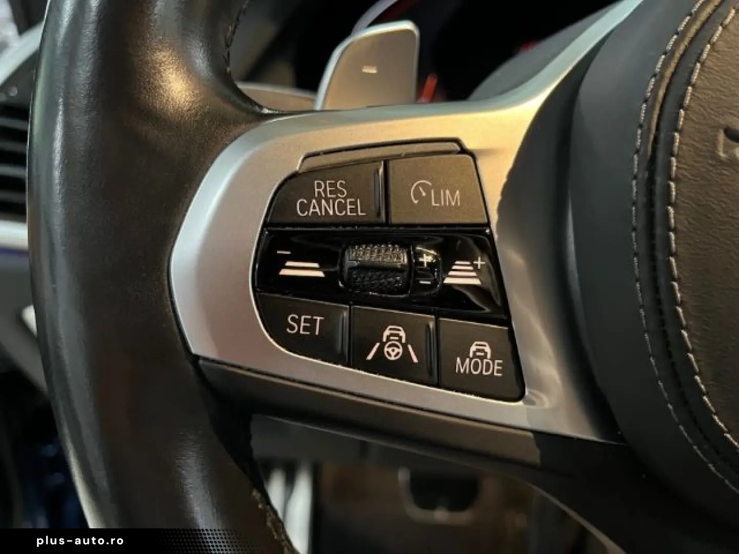 BMW X5 xDrive 30d A M-Sport AHK Pano Alarm HUD H K