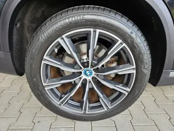 BMW X5 xDrive45e Sky-Longe Leder Merino 20 Zoll