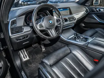 BMW X5 xDrive30d M Sport HUD PANO Laser AHK NAVI H K