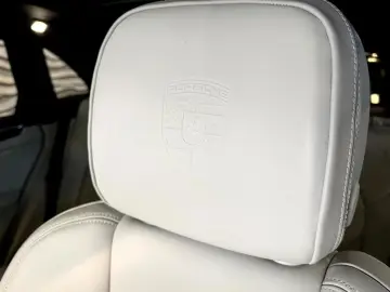 PORSCHE Macan S PASM PDLS STANDHEIZ APPROVED BIS 03 28