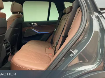BMW X5 xDrive30d M-Sport Pano AHK Standhz Massage