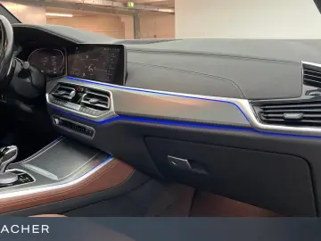 BMW X5 xDrive30d M-Sport Pano AHK Standhz Massage