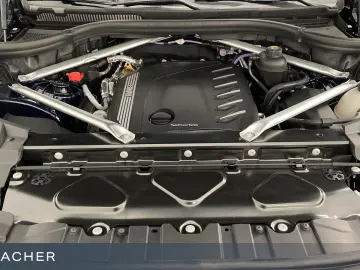 BMW X5 xDrive40d A M-Sport AHK LCPro HUD 360  22  LM