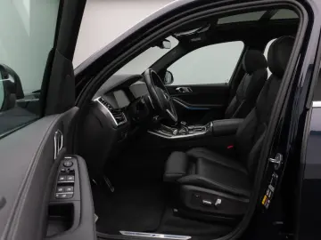 BMW X5 xD45e M Sport Panorama HUD HiFi DisKey 22Zoll