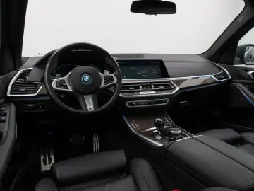 BMW X5 xD45e M Sport Panorama HUD HiFi DisKey 22Zoll