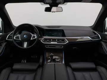 BMW X5 xD45e M Sport Panorama HUD HiFi DisKey 22Zoll