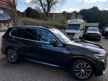 BMW X5 xDr45e M Sport PANO AHK AdapLED ACC H&K 360