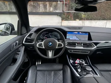 BMW X5 xDr45e M Sport PANO AHK AdapLED ACC H&K 360