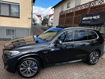 BMW X5 xDr45e M Sport PANO AHK AdapLED ACC H&K 360