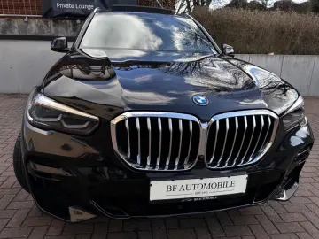 BMW X5 xDr45e M Sport PANO AHK AdapLED ACC H&K 360