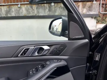 BMW X5 xDr45e M Sport PANO AHK AdapLED ACC H&K 360