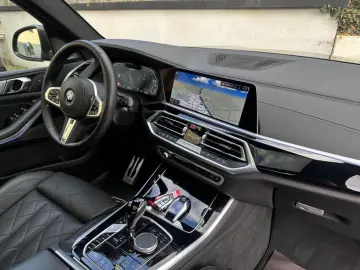 BMW X5 xDr45e M Sport PANO AHK AdapLED ACC H&K 360