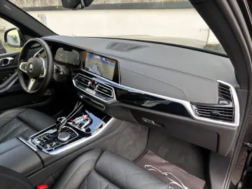 BMW X5 xDr45e M Sport PANO AHK AdapLED ACC H&K 360