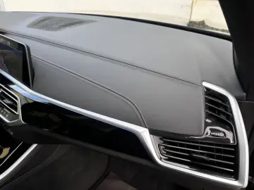 BMW X5 xDr45e M Sport PANO AHK AdapLED ACC H&K 360