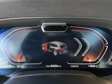 BMW X5 xDr.30d M SPORT PANO HUD LASER ACC KOMF BELÜF