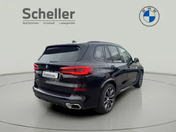 BMW X5 xDrive30d M Sportpaket Head-Up HiFi DAB WLAN