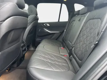 BMW X5 xDrive30d M Sportpaket Head-Up HiFi DAB WLAN