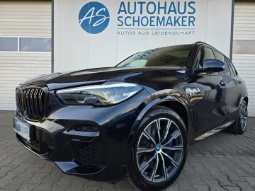 BMW X5 xDrive 45e M Sport MERINO Sky-Lounge HUD H&K
