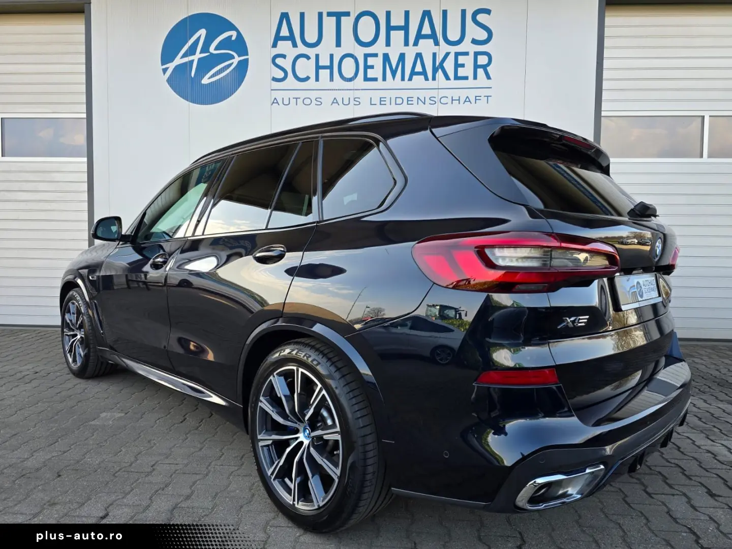 BMW X5 xDrive 45e M Sport MERINO Sky-Lounge HUD H&K