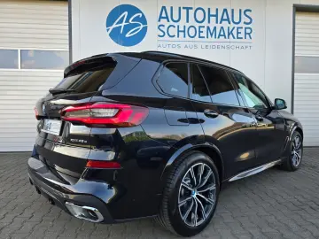 BMW X5 xDrive 45e M Sport MERINO Sky-Lounge HUD H&K