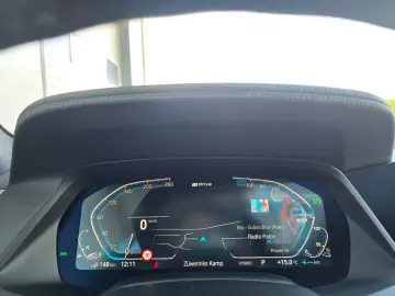 BMW X5 xDrive 45e M Sport MERINO Sky-Lounge HUD H&K