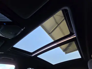 BMW X5 xDrive 45e M Sport MERINO Sky-Lounge HUD H&K