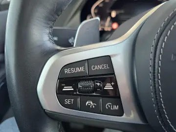 BMW X5 xDrive 45e M Sport MERINO Sky-Lounge HUD H&K