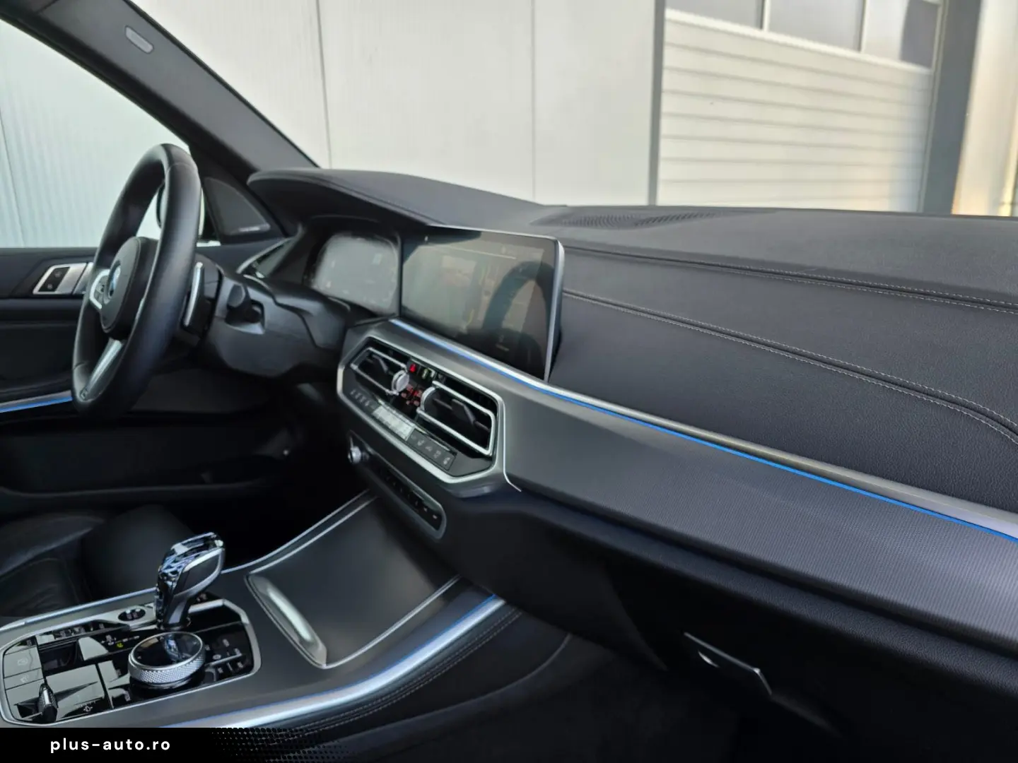 BMW X5 xDrive 45e M Sport MERINO Sky-Lounge HUD H&K