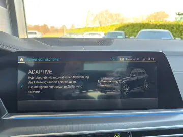 BMW X5 xDrive 45e M Sport MERINO Sky-Lounge HUD H&K