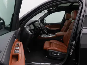 BMW X5 xD30d M Sport 360 HUD Panorama SoftCl 22Zoll