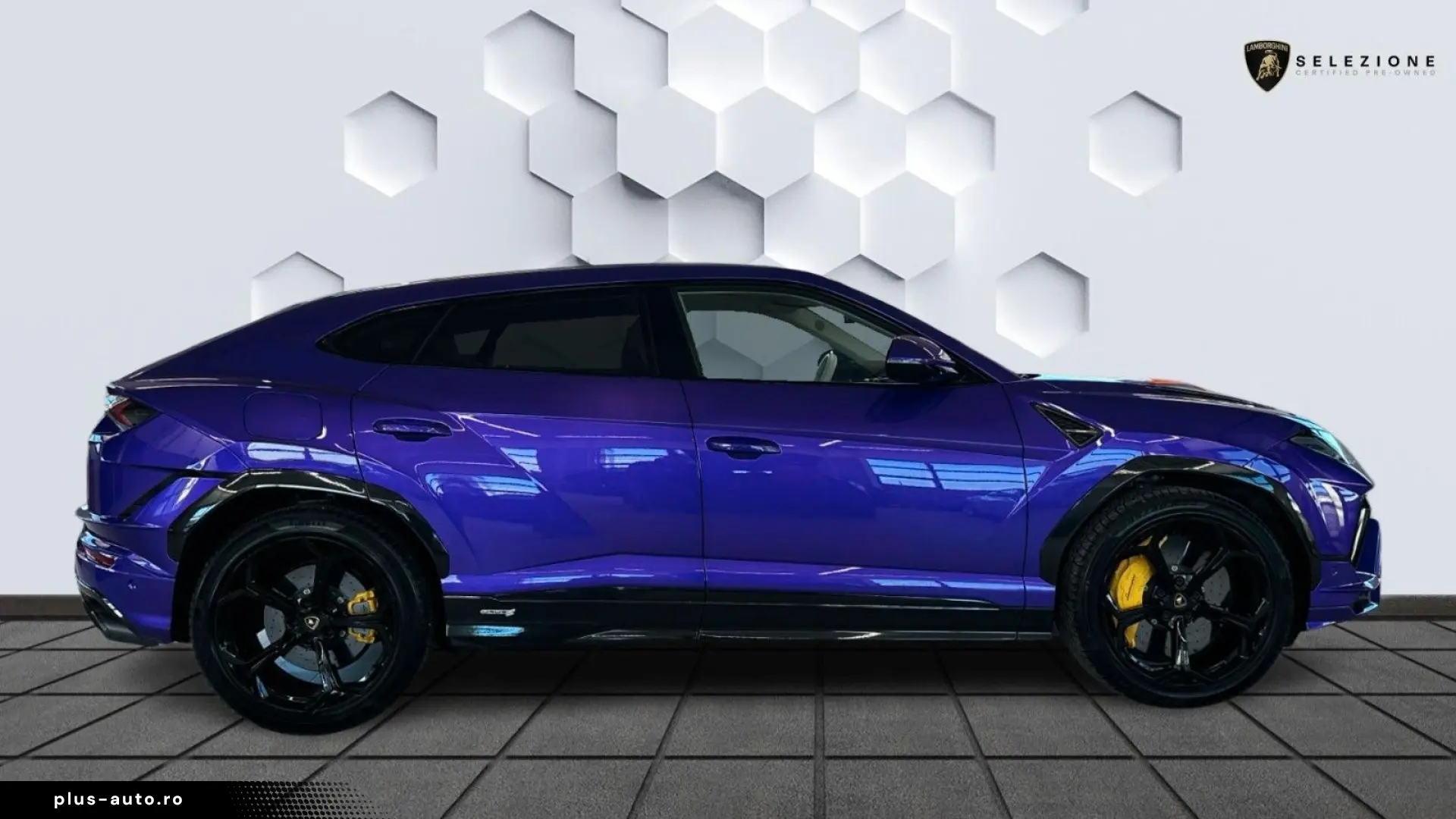 LAMBORGHINI Urus S