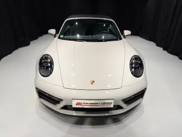 Porsche 992 911 992 CARRERA GTS CABRIO