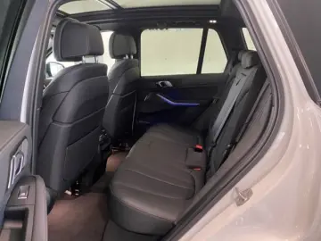 BMW X5 xDrive 30d M Sportpaket HUD Pano Navi Leder B