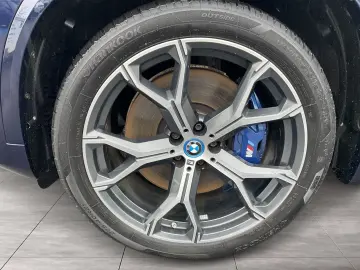 BMW X5 xDrive45e M SPORT LASER HUD AHK PANO LUFT 21
