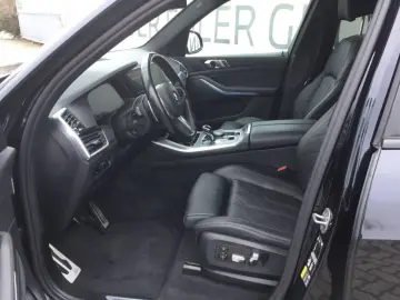 BMW X5 xDrive 45e M Sportpaket HUD Luftfederung  Pan