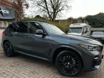 BMW X5 xDr30d M Sport PANO 2Achs AHK Laser HiFi 360