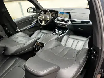 BMW X5 xDr30d M Sport PANO 2Achs AHK Laser HiFi 360