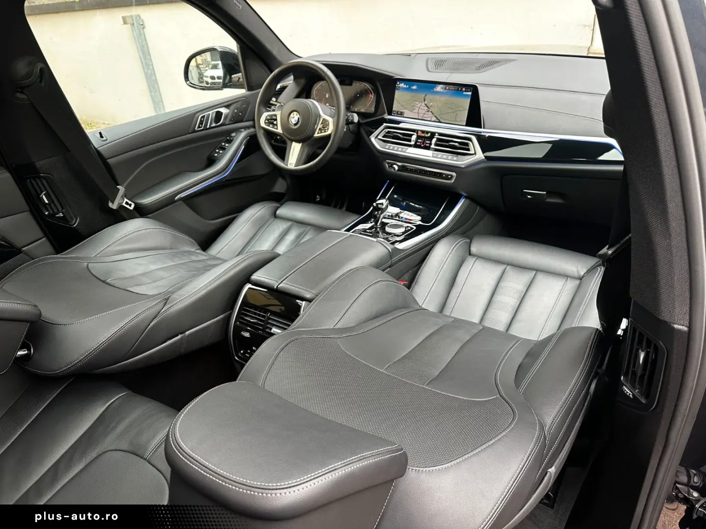 BMW X5 xDr30d M Sport PANO 2Achs AHK Laser HiFi 360