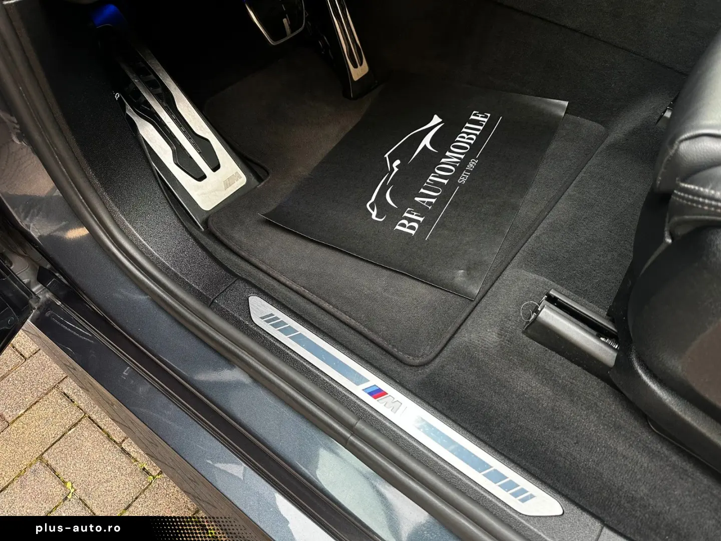 BMW X5 xDr30d M Sport PANO 2Achs AHK Laser HiFi 360